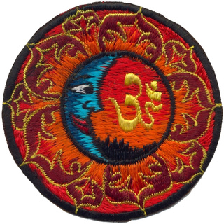 Mandala Om-Mond Aufnäher rot / dunkelrot