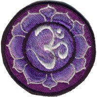 Om Blume Mandala Aufnher lila